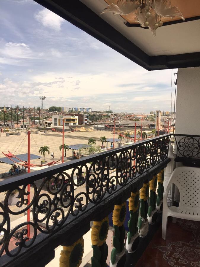 Hotel Confort Cuba Pereira Exterior foto